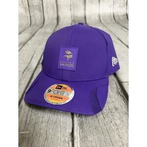 New Era Minnesota Vikings 2025 Sideline 9FORTY M-Crown adjustable Hat